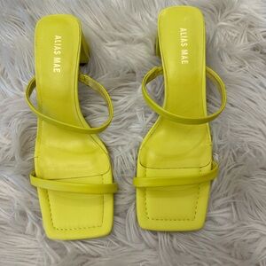 Alias Mae Arizona NWT size 38